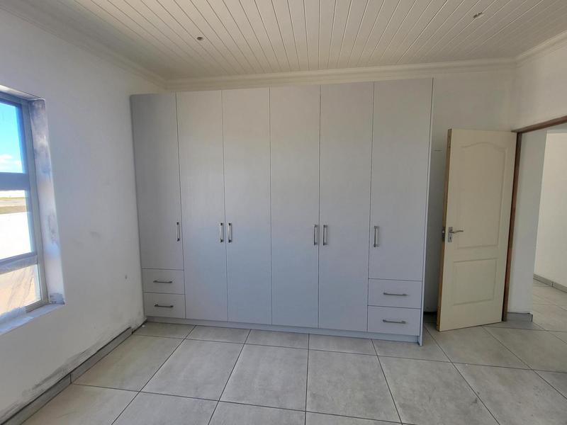 2 Bedroom Property for Sale in Laaiplek Western Cape